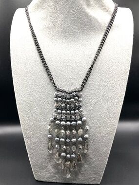 Simply Vera Vera Wang NWT Flapper Style Long Crystal Beaded Necklace